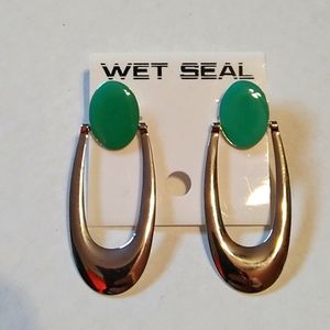COPY - COPY - New Jade Green Metal Earrings